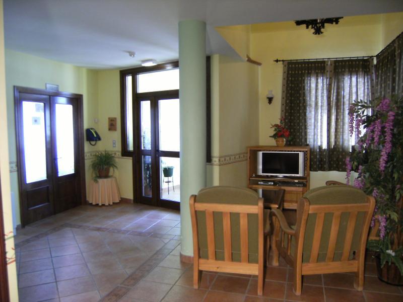Hotel Valdevecar Albarracín Beltér fotó