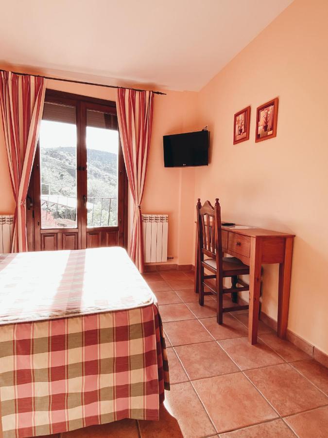 Hotel Valdevecar Albarracín Kültér fotó