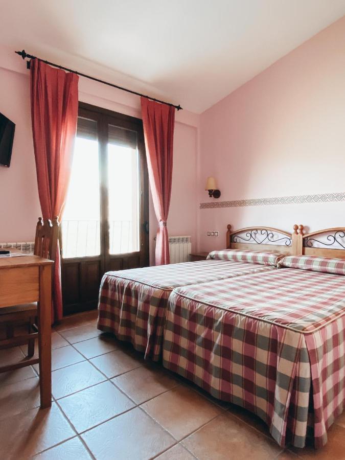 Hotel Valdevecar Albarracín Kültér fotó